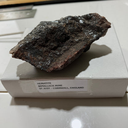 HEMATITE - BOTALLACK MINE, ST JUST, CORNWALL  152g. MF4042