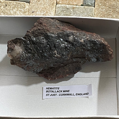 HEMATITE - BOTALLACK MINE, ST JUST, CORNWALL  152g. MF4042