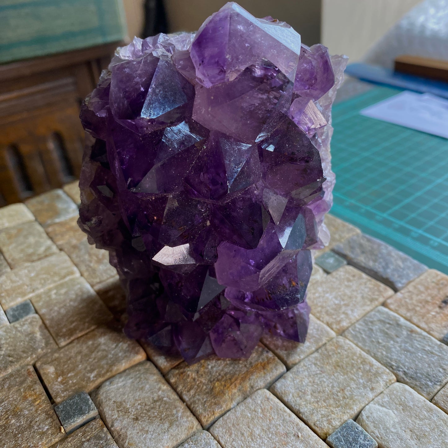 AMETHYST QUARTZ - GOBOBOSEB MOUNTAINS, ERONGO REGION, NAMIBIA. 675g MF4065