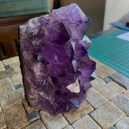 AMETHYST QUARTZ - GOBOBOSEB MOUNTAINS, ERONGO REGION, NAMIBIA. 675g MF4065