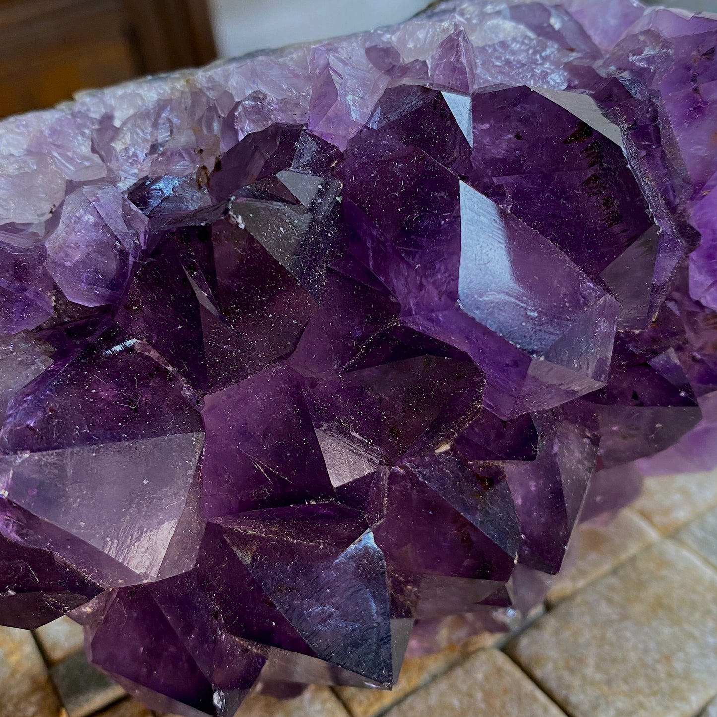 AMETHYST QUARTZ - GOBOBOSEB MOUNTAINS, ERONGO REGION, NAMIBIA. 675g MF4065