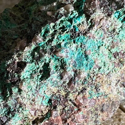 DIOPTASE ON MATRIX, ALT BOBOS MINE, OSHIKOTO, NAMIBIA 47g MF1666