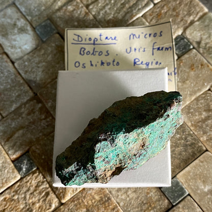 DIOPTASE ON MATRIX, ALT BOBOS MINE, OSHIKOTO, NAMIBIA 47g MF1666