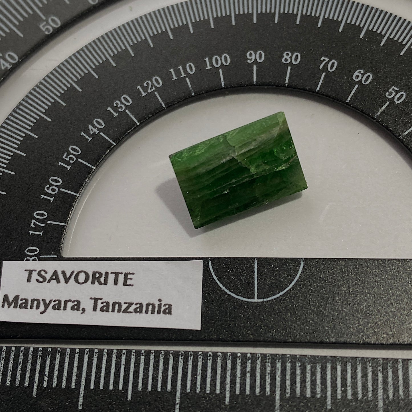 TSAVORITE GARNET GEMSTONE - MERALANI HILLS, LELATEMA MOUNTAINS, MANYARA, TANZANIA 7.72Ct MFG5341