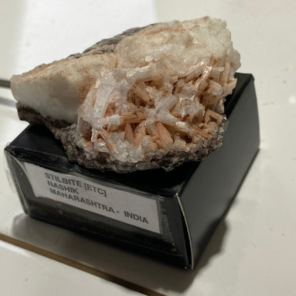 STILBITE - NASHIK, MAHARASHTRA, INDIA. 60g MF4069