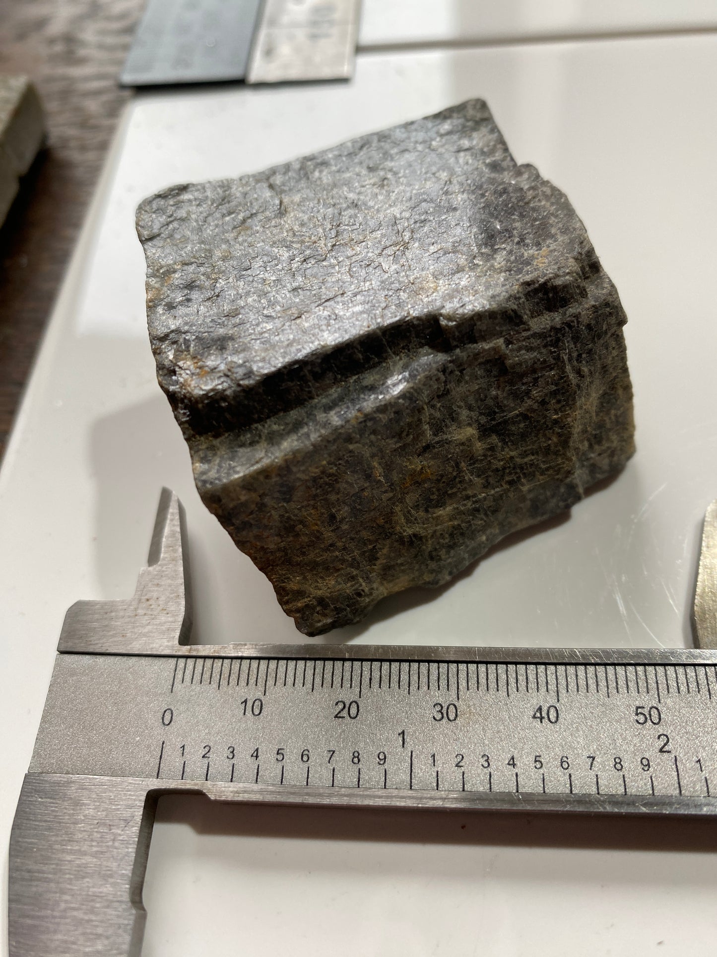 DOLOMITE :    SELASVATN, FIANE, AGDER COUNTY, NORWAY       157g        MF4914