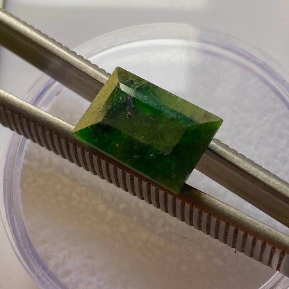 TSAVORITE GARNET - MERALANI HILLS, LELATEMA MTS., MANYARA, TANZANIA  6.25Ct MFG5344