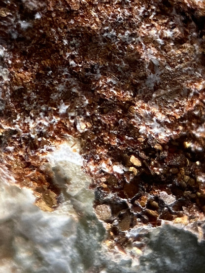 PYROAURITE ON SERPENTINE  [RARE] : NIKKA VORD, UNST, SHETLAND, SCOTLAND  98g MF4915