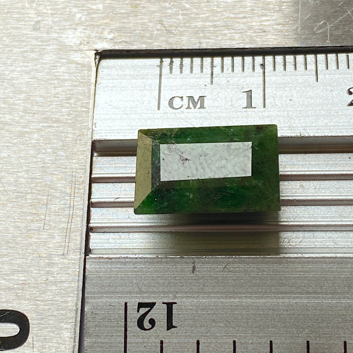 TSAVORITE GARNET - MERALANI HILLS, LELATEMA MTS., MANYARA, TANZANIA  6.25Ct MFG5344