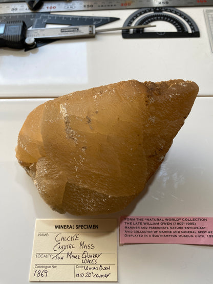 CALCITE CRYSTALLINE MASS : TON MAWR QUARRY, PENTYRCH, WALES  1262g MF1869