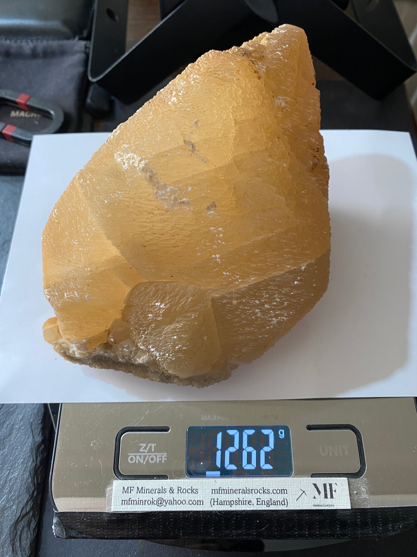 CALCITE CRYSTALLINE MASS : TON MAWR QUARRY, PENTYRCH, WALES  1262g MF1869