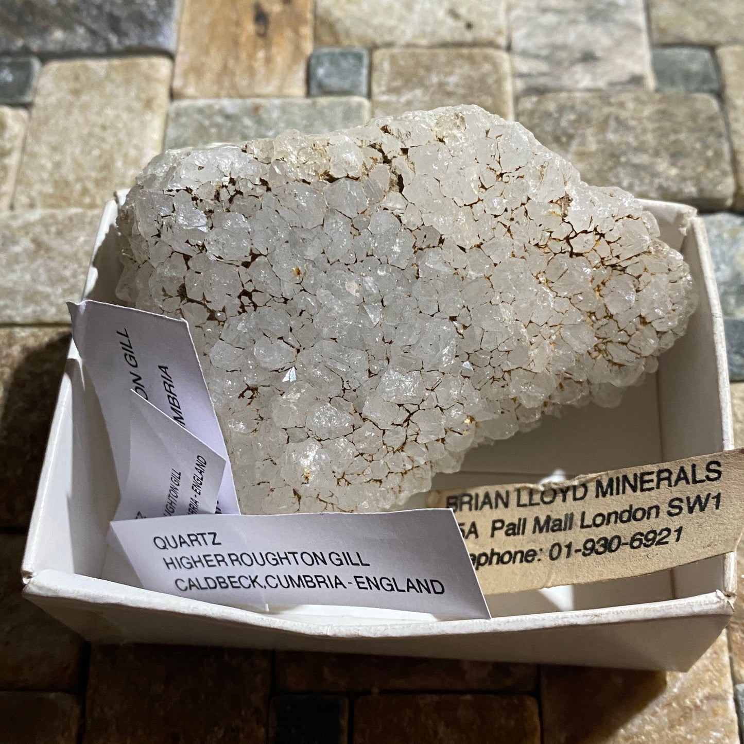 QUARTZ UNUSUAL SPECIMEN FROM HIGHER ROUGHTON GILL, CALDBECK, CUMBRIA  130g MF1212