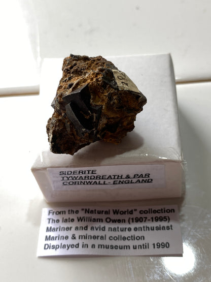 SIDERITE : FOWEY CONSOLS MINE, TYWARDREATH & PAR, CORNWALL. 12g MF4924