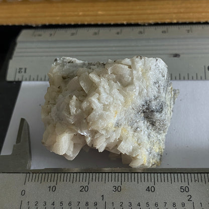 DOLOMITE FROM TGORIAS QUARRY, ANDUZE, FRANCE  57g MF1678