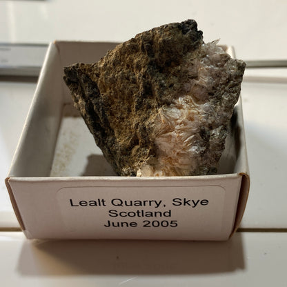 PECTOLITE [ETC] - LEALT QUARRY, ISLE OF SKYE, SCOTLAND  55g. MF4083