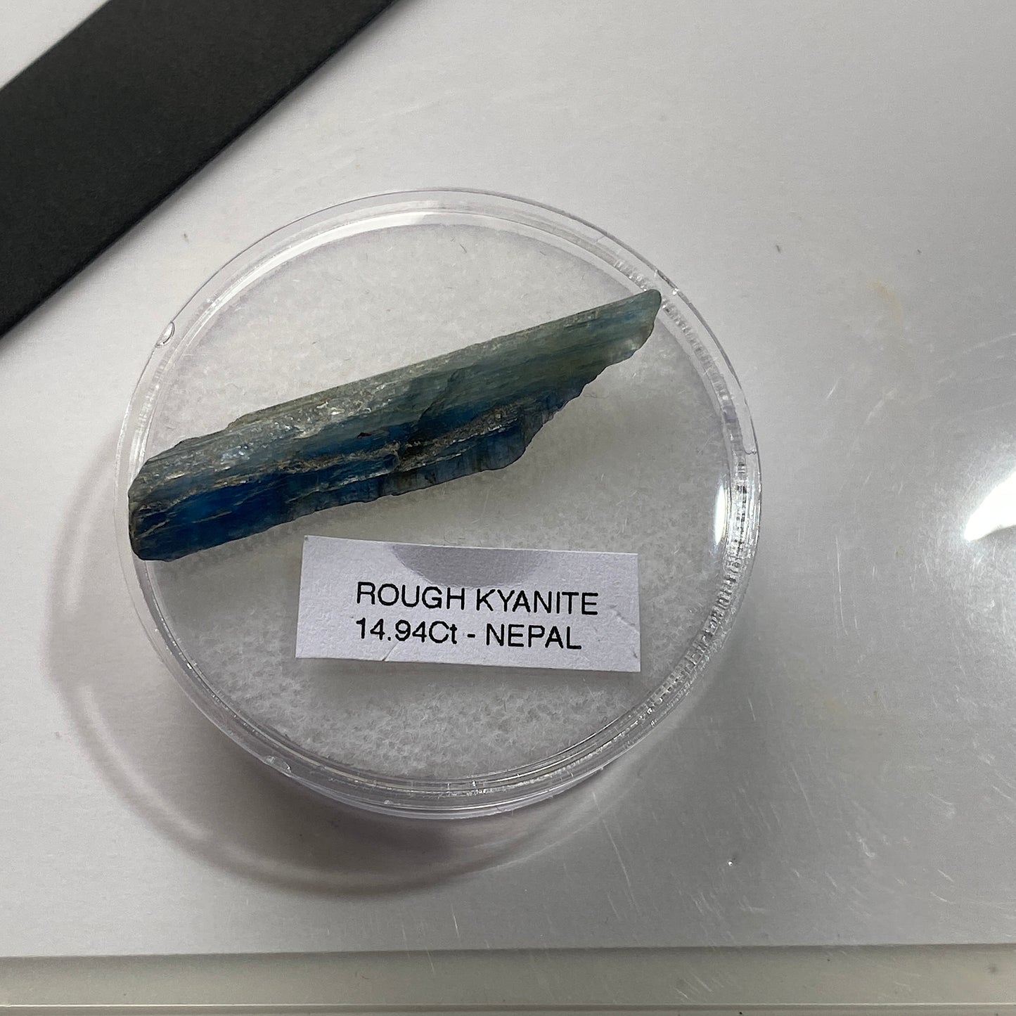 ROUGH KYANITE : KALI GANDAKI GORGE, MUSTANG, NEPAL 14.94Ct MFG5427