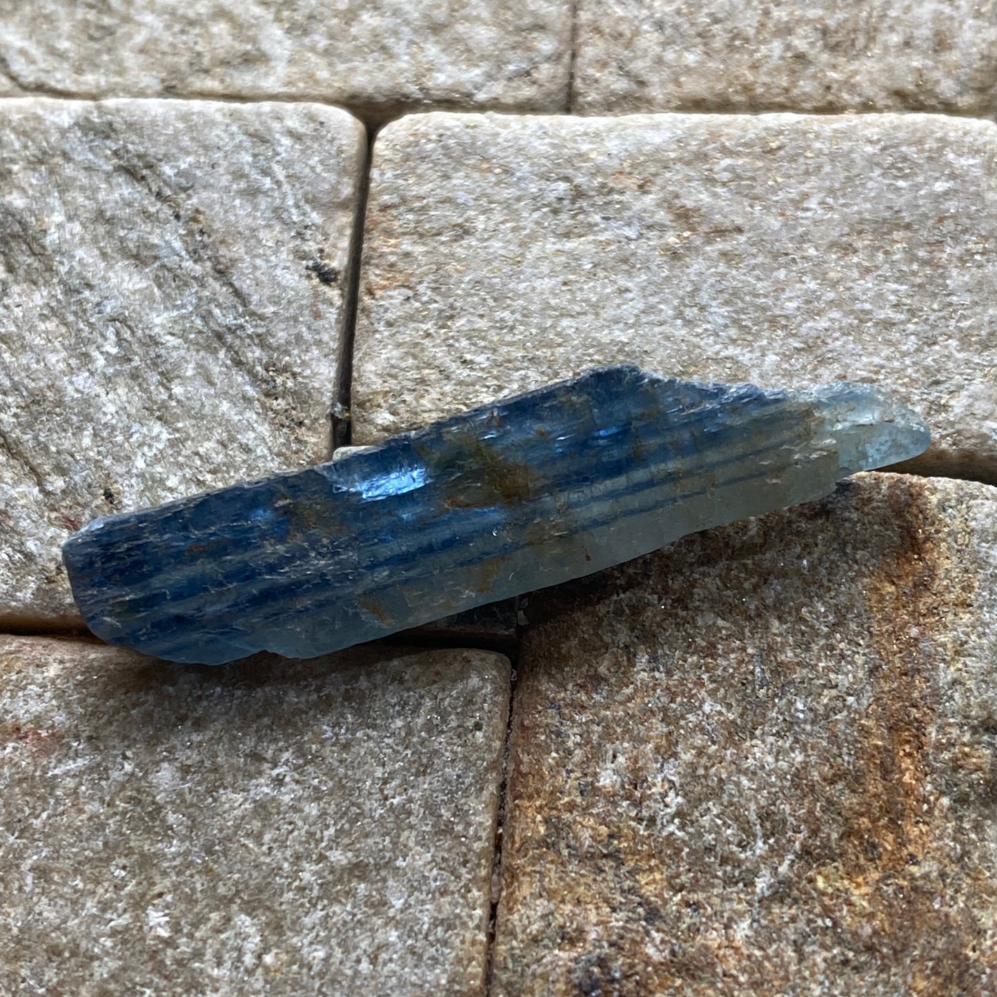 ROUGH KYANITE : KALI GANDAKI GORGE, MUSTANG, NEPAL 14.94Ct MFG5427