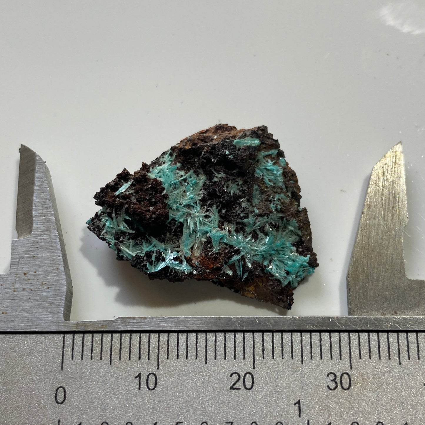 AURICHALCITE ON LIMONITE - SOUTHWEST MINE, BISBEE, ARIZONA, U.S.A. 2g MF4084