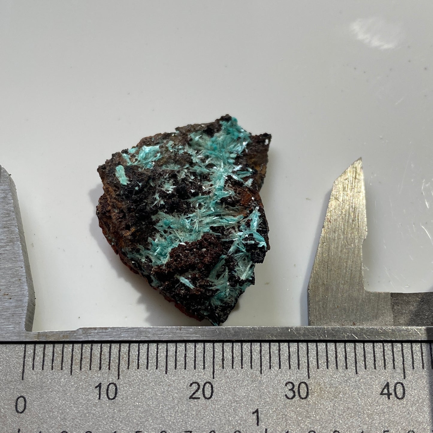 AURICHALCITE ON LIMONITE - SOUTHWEST MINE, BISBEE, ARIZONA, U.S.A. 2g MF4084