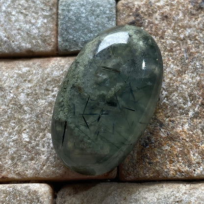 PREHNITE GEMSTONE : MATIA, KAYES REGION, MALI, AFRICA 29.14Ct MFG5428