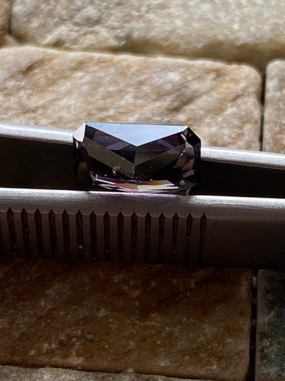 GHANITE SPINEL GEMSTONE : LUC YEN DISTRICT, YEN BAI PROVINCE, VIETNAM  2.59Ct MFG4895
