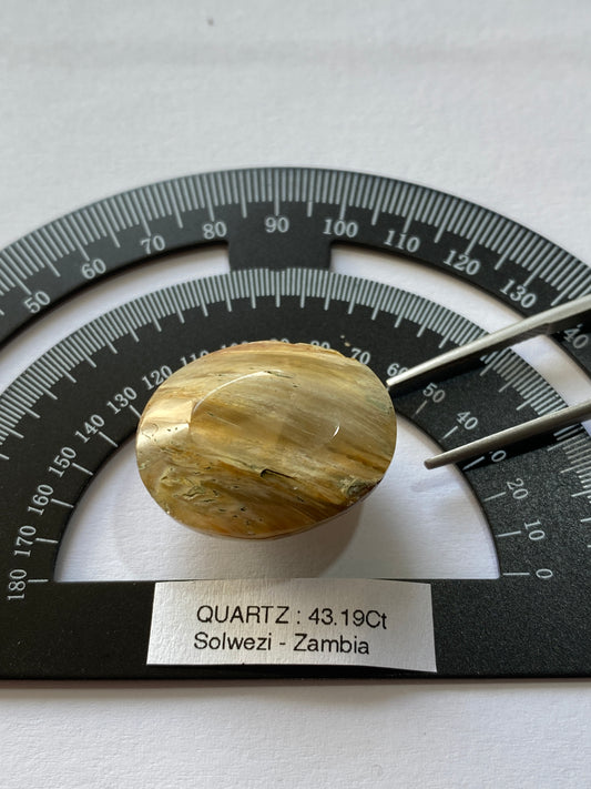 QUARTZ GEMSTONE : SOLWEZI DISTRICT, NORTH WEST PROVINCE, ZAMBIA  LARGE 43.19Ct MFG4937