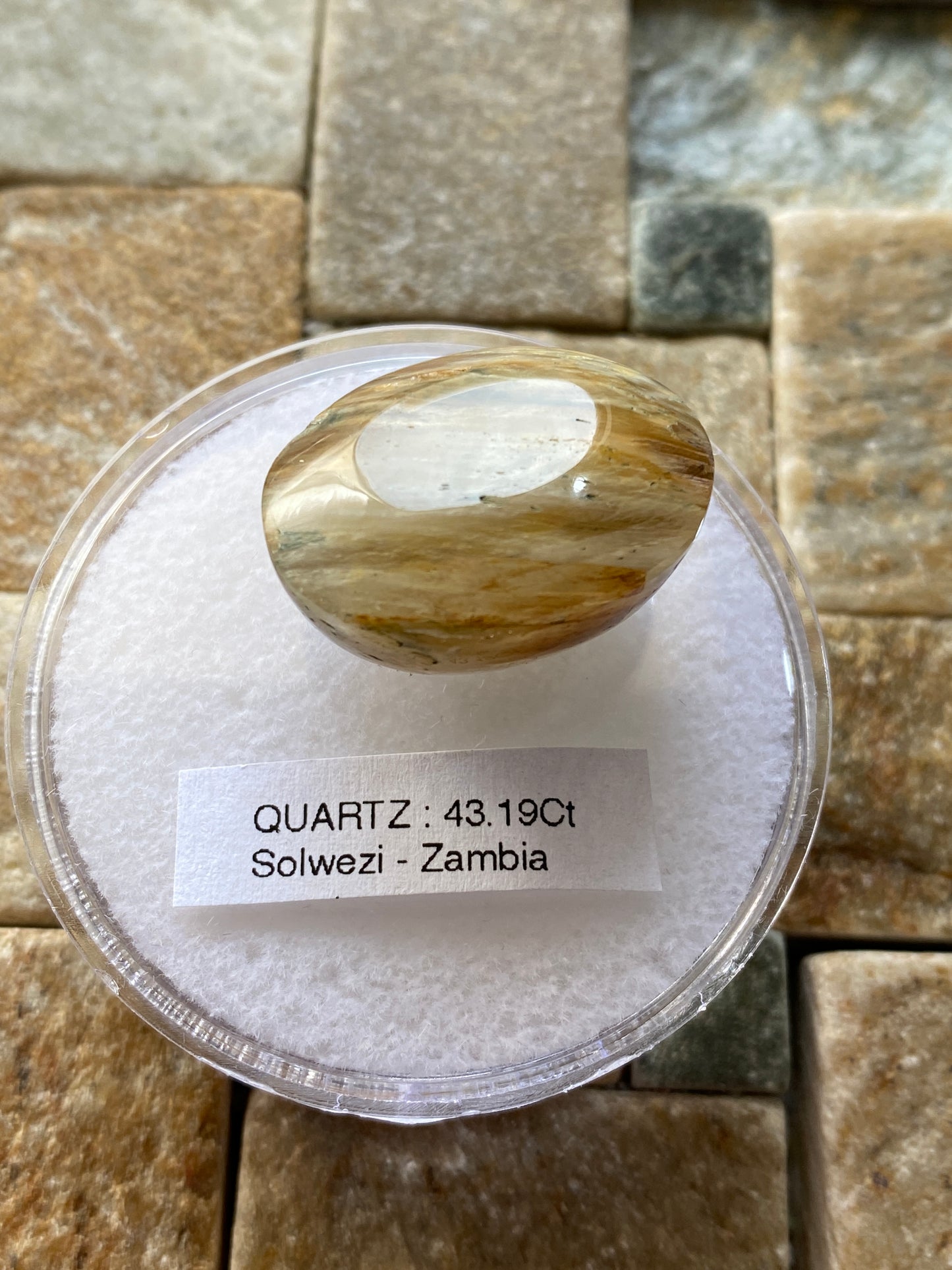 QUARTZ GEMSTONE : SOLWEZI DISTRICT, NORTH WEST PROVINCE, ZAMBIA  LARGE 43.19Ct MFG4937