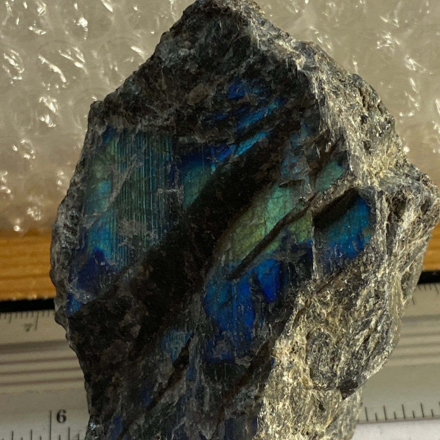 LABRADORITE FROM YLAMAA SPECTROLITE QUARRIES, SOUTH KARELIA, FINLAND 248g MF1683