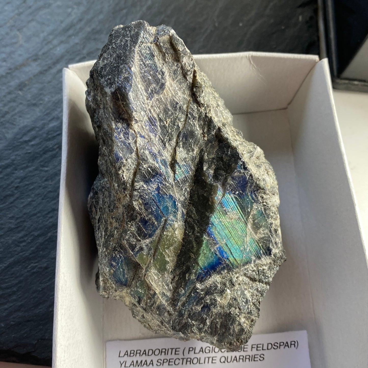 LABRADORITE FROM YLAMAA SPECTROLITE QUARRIES, SOUTH KARELIA, FINLAND 248g MF1683