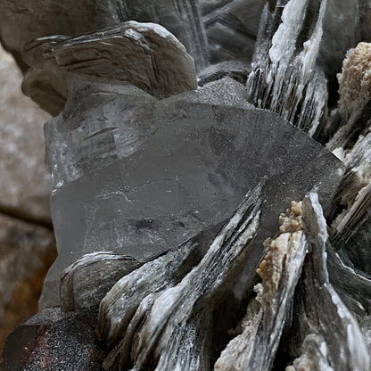 MUSCOVITE/QUARTZ/ALMANDINE GARNER - IKHABU PEGMATITE FIELD, NEPAL  114g MF4089