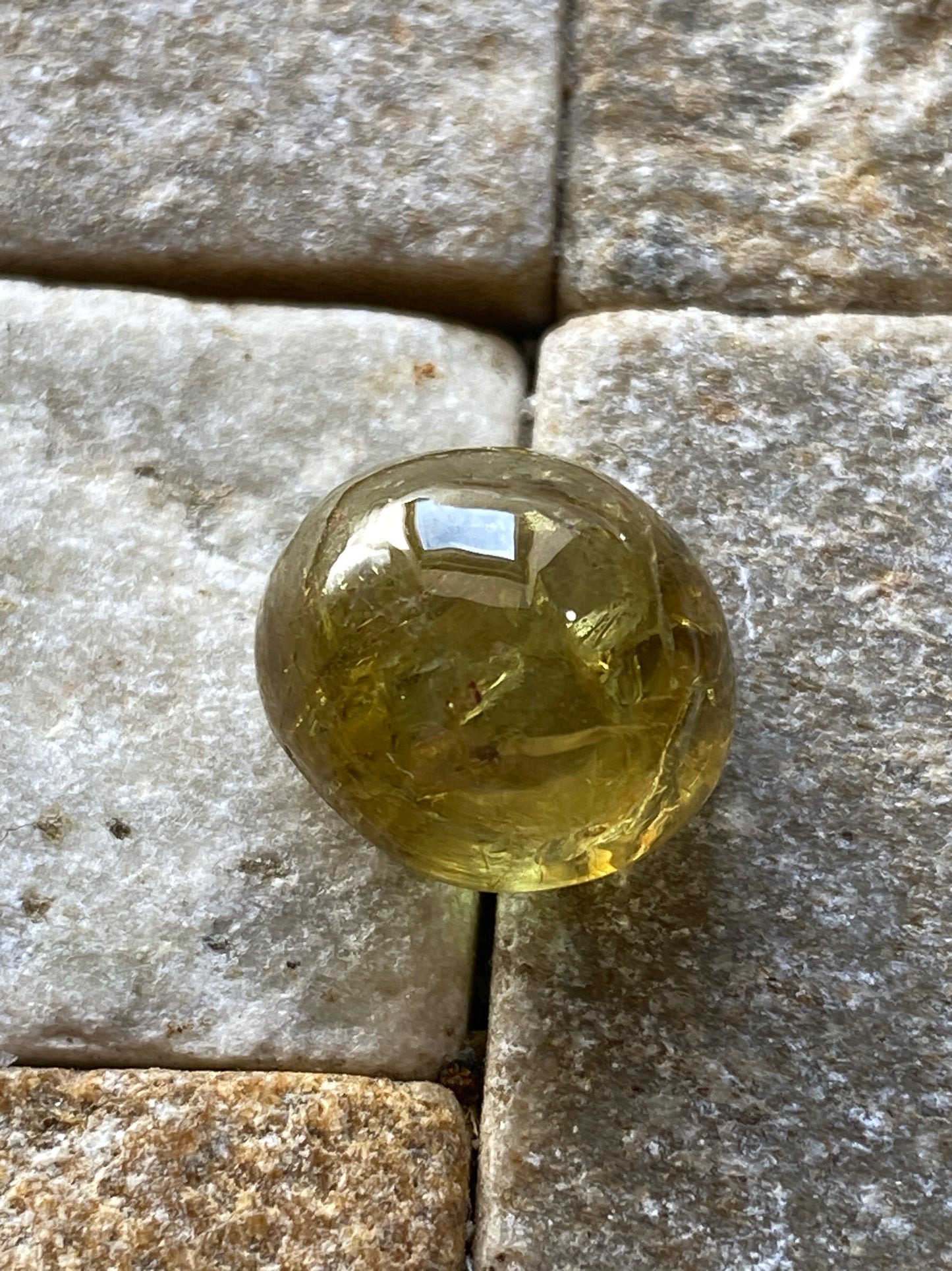 GROSSULAR GARNET RARE GEMSTONE : JEFFREY MINE, ESTRIE, QUEBEC, CANADA 11.01Ct MFG4930