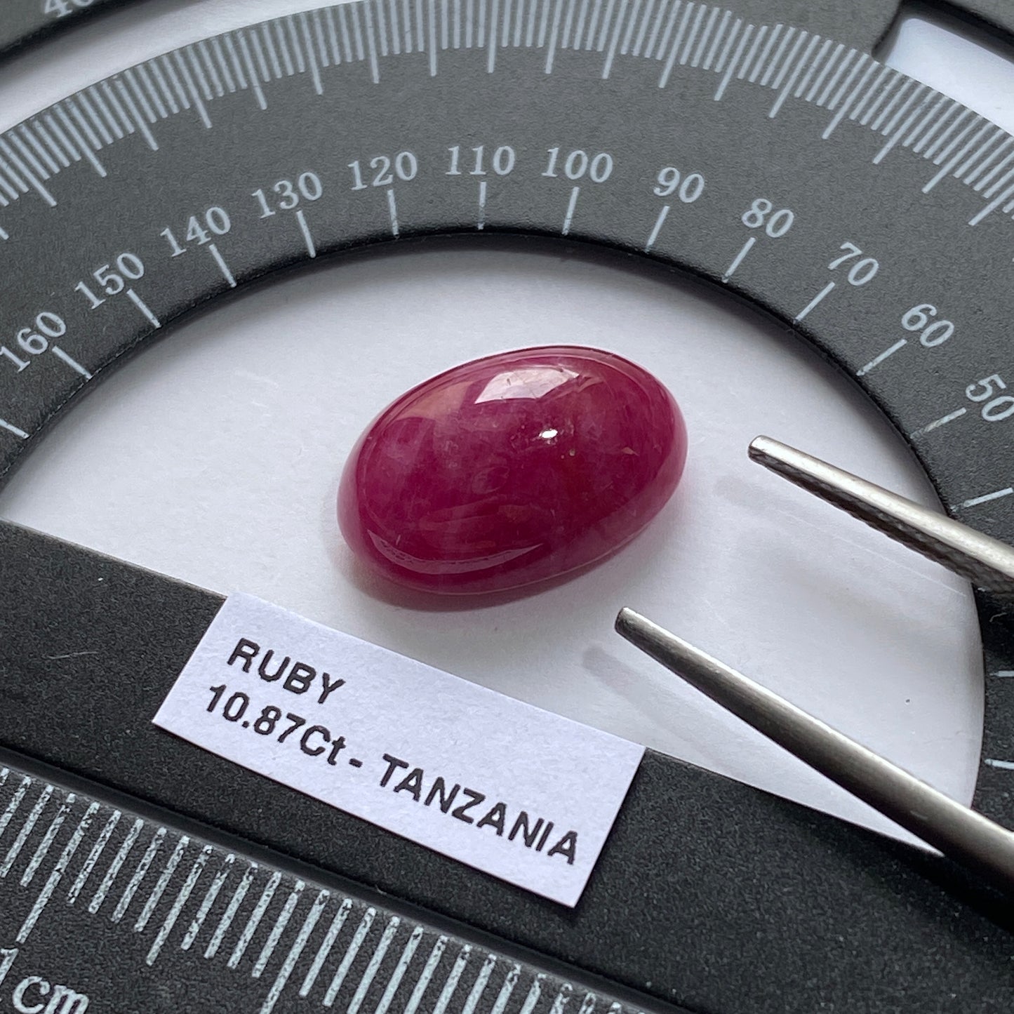 RUBY CORUNDUM TRATED GEMSTONE  : LONGIDO, TANZANIA 10.87Ct MFG5435