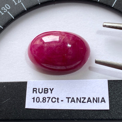 RUBY CORUNDUM TRATED GEMSTONE  : LONGIDO, TANZANIA 10.87Ct MFG5435