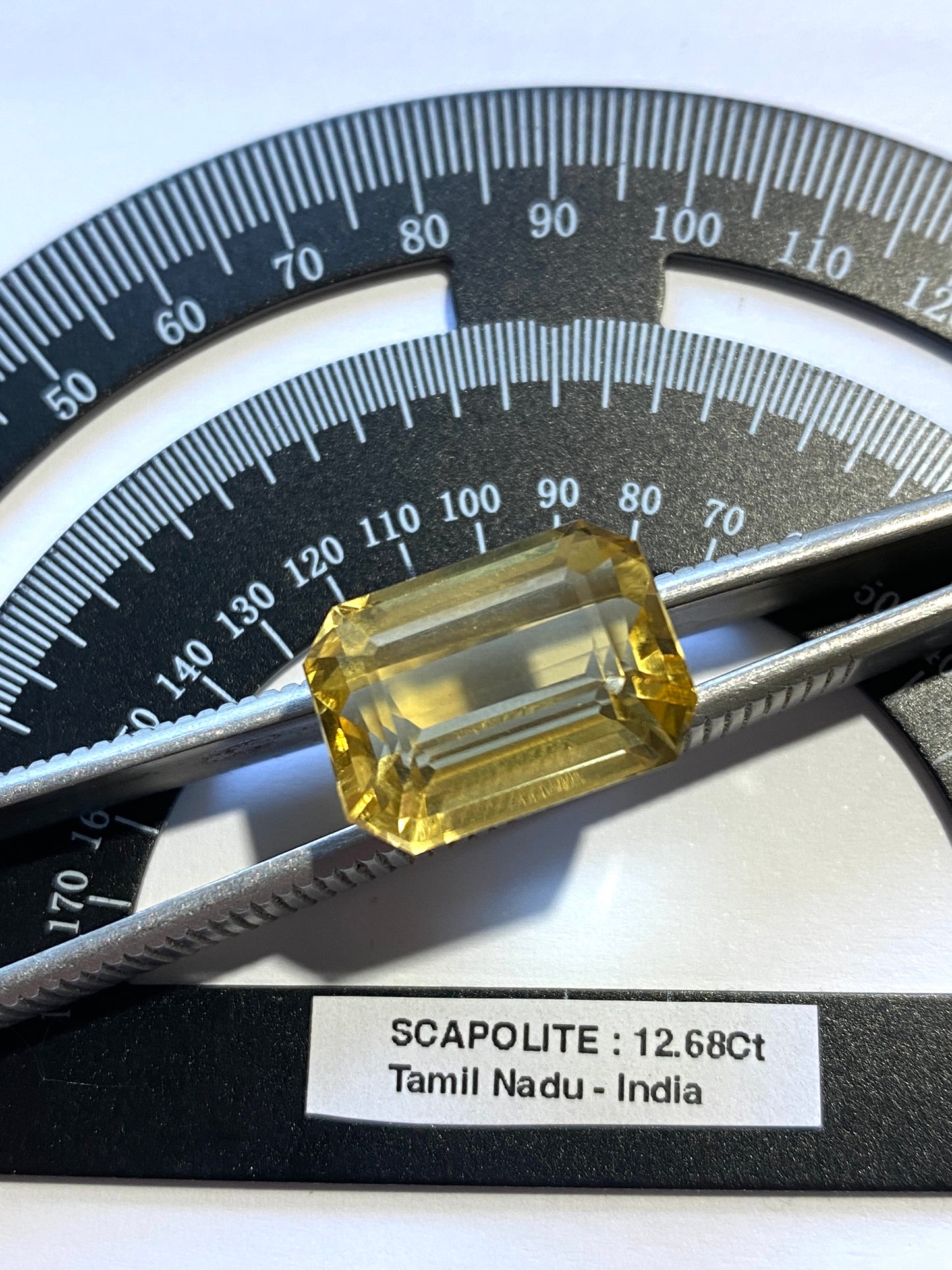SCAPOLITE LARGE RARE GEMSTONE : KARUR, TAMIL NADAU, INDIA 12.68Ct MFG4928
