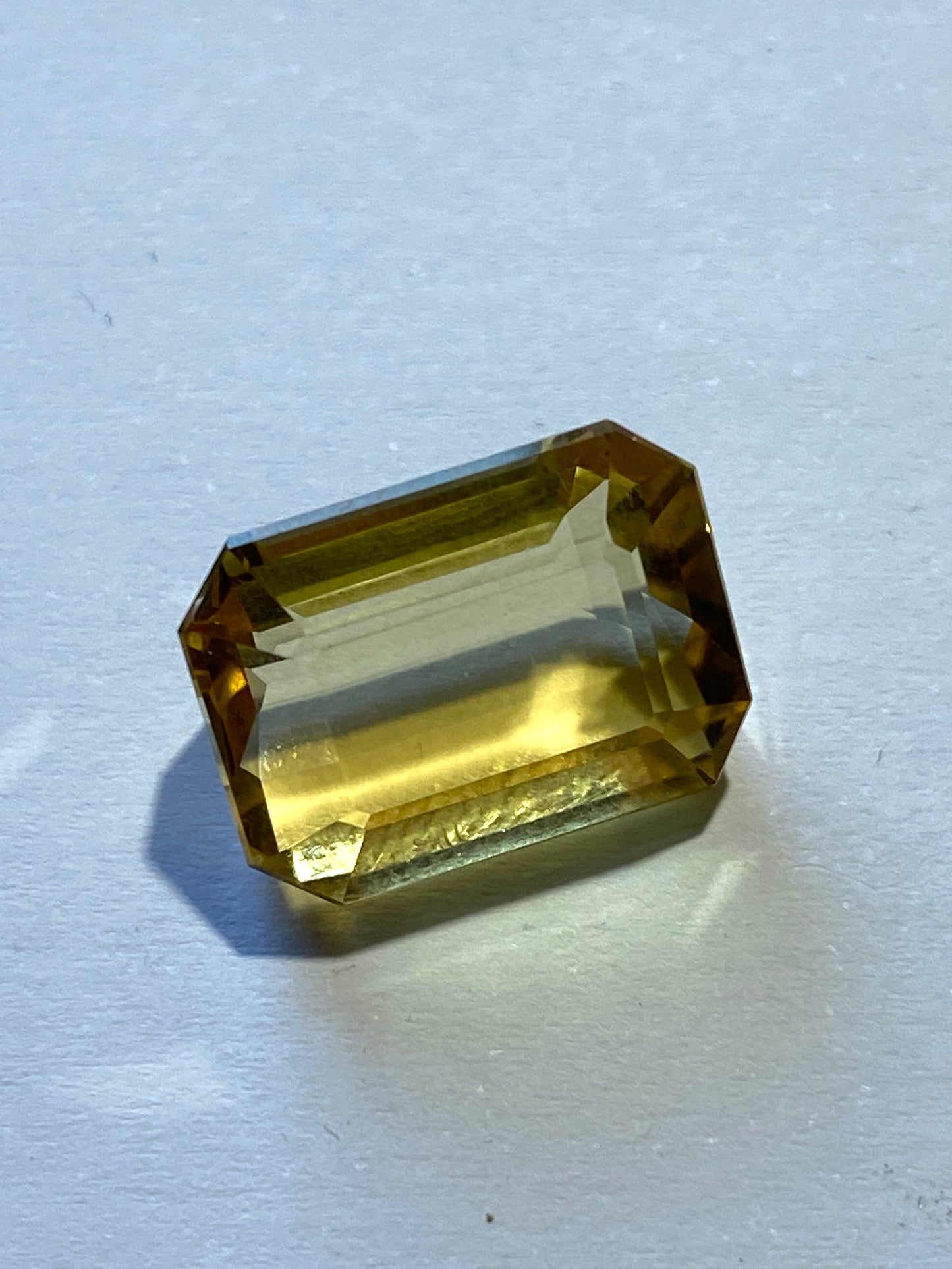 SCAPOLITE LARGE RARE GEMSTONE : KARUR, TAMIL NADAU, INDIA 12.68Ct MFG4928