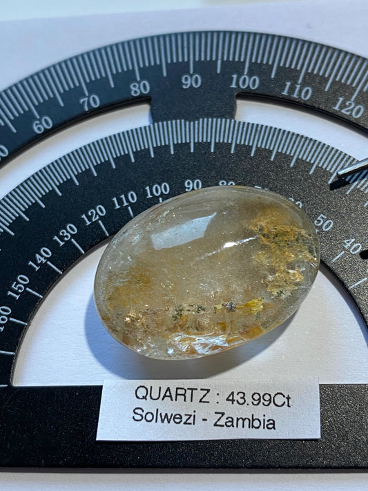 QUARTZ NATURAL GEMSTONE : SOLWEZI MINING DISTRICT, N.W. PROVINCE, ZAMBIA 43.99Ct MFG4943