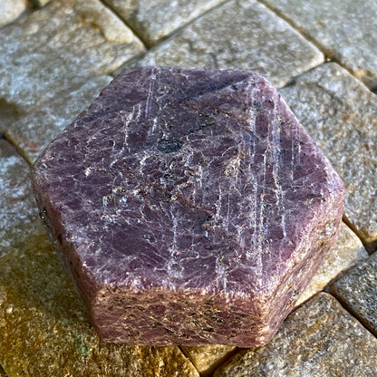 SAPPHIRE CORUNDUM FROM ZAZAFOTSY, MADAGASCAR LARGE 85g MF1688