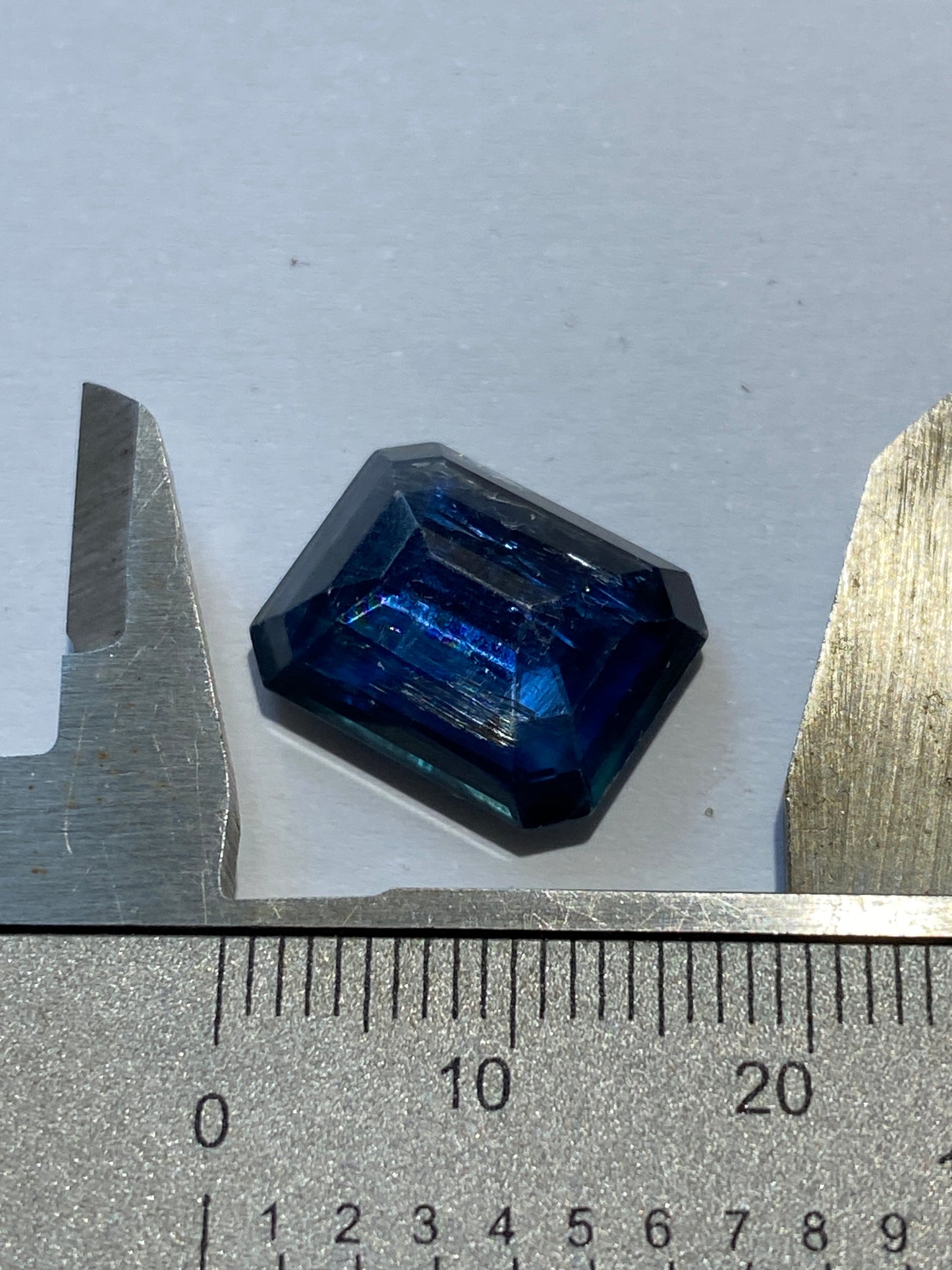 KYANITE RARE LARGE NATURAL GEMSTONE : MINAS GERAIS, BRAZIL 10.96Ct MFG4896