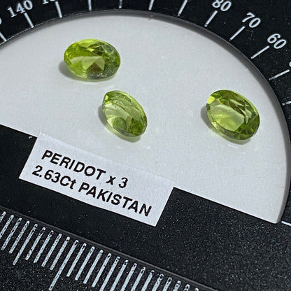 PERIDOT GEMSTONES x 3 : SAPIT GALI, KAGHAN VALLEY, PAKISTAN. 2.63Ct MFG5438