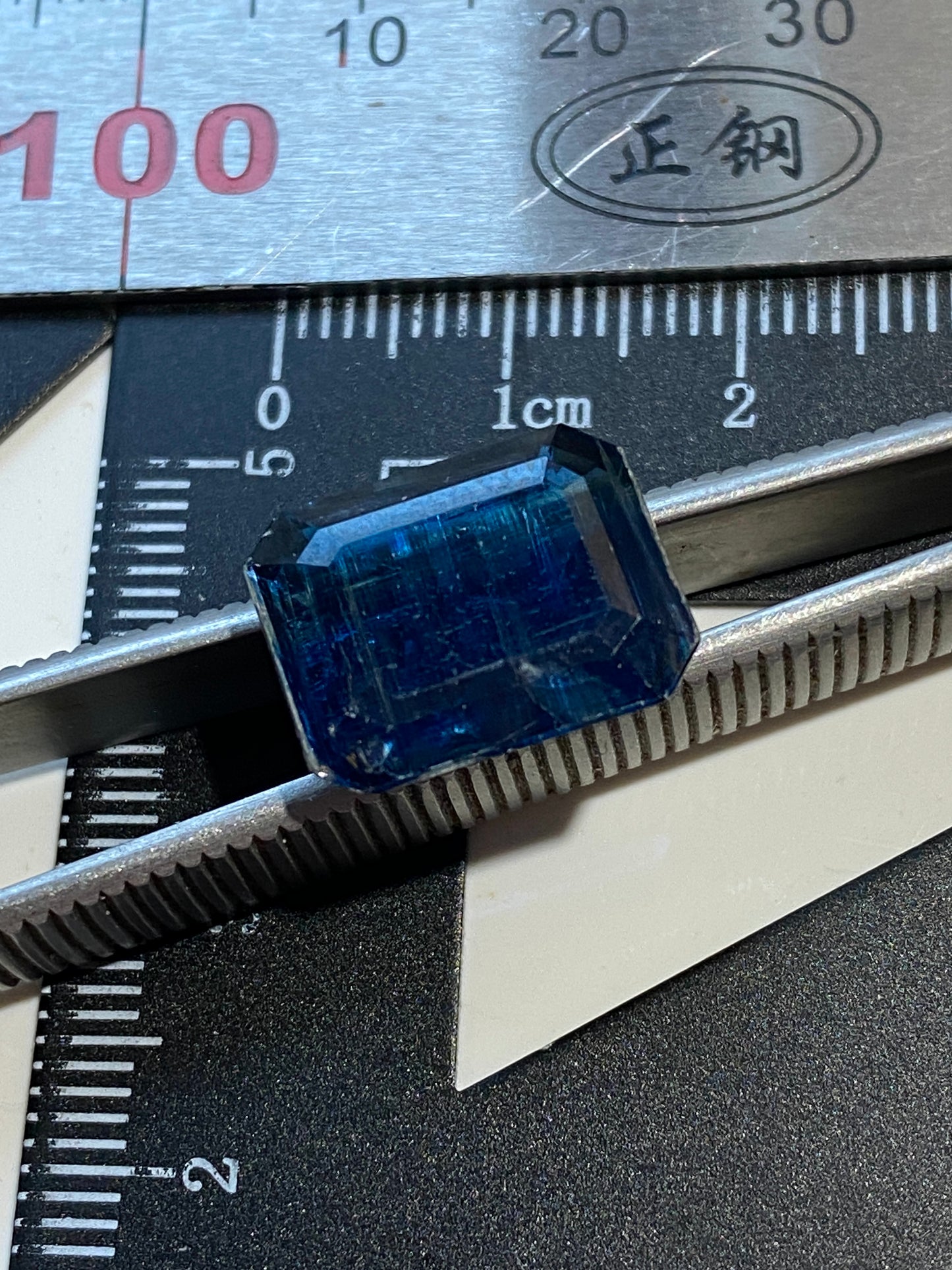 KYANITE RARE LARGE NATURAL GEMSTONE : MINAS GERAIS, BRAZIL 10.96Ct MFG4896