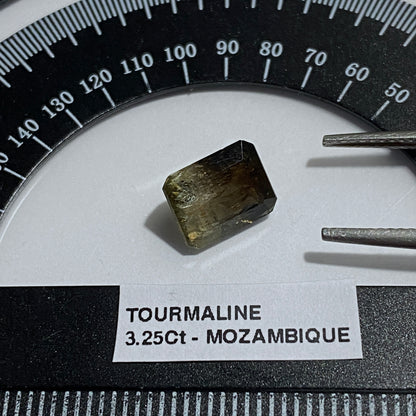 TOURMALINE NATURAL GEMSTONE - ALTO LIGONNA, MOZAMBIQUE  3.25Ct MFG5440