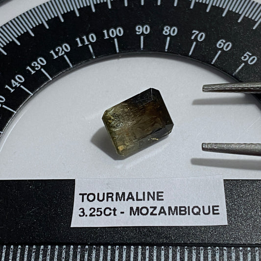 TOURMALINE NATURAL GEMSTONE - ALTO LIGONNA, MOZAMBIQUE  3.25Ct MFG5440