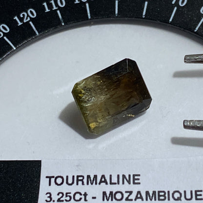 TOURMALINE NATURAL GEMSTONE - ALTO LIGONNA, MOZAMBIQUE  3.25Ct MFG5440
