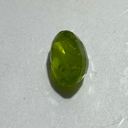 PERIDOT GEMSTONE : SAPAT GALI, KAGHAN VALLEY, PAKISTAN. 3.37Ct MFG5441