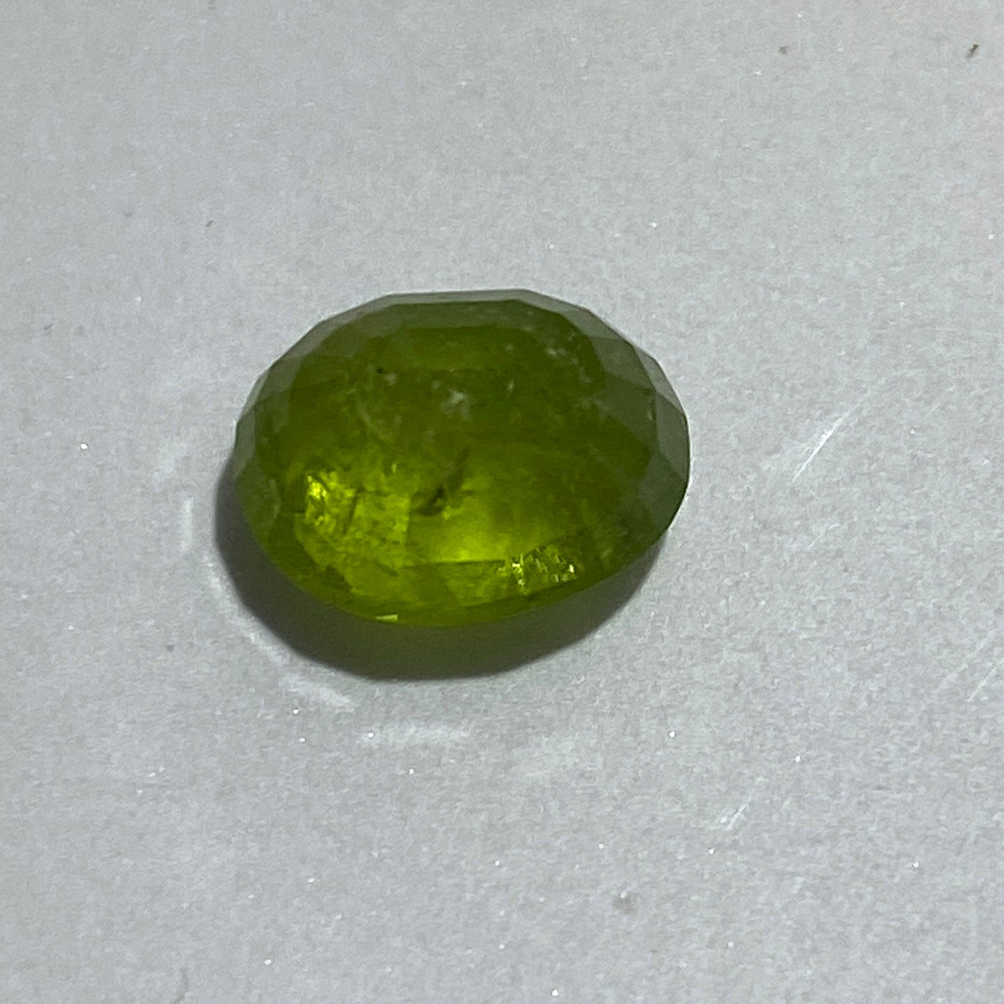 PERIDOT GEMSTONE : SAPAT GALI, KAGHAN VALLEY, PAKISTAN. 3.37Ct MFG5441