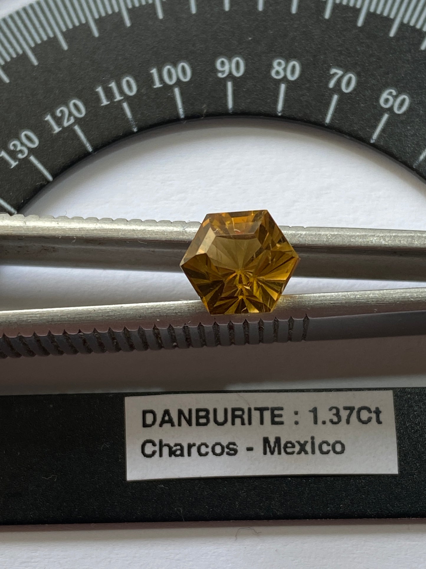 DANBURITE NATURAL GEMSTONE : CHARCOS, SAN LUIS POTOSI, MEXICO 1.37Ct MFG4894