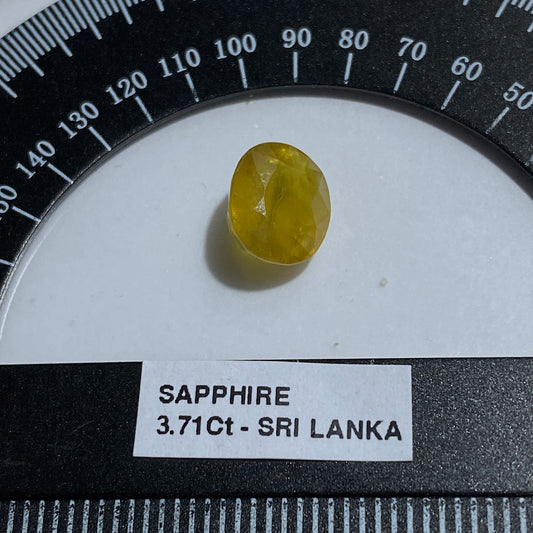 SAPPHIRE CORUNDUM NATURAL GEMSTONE - RATNAPURA, SRI LANKA 3.71Ct MFG5444