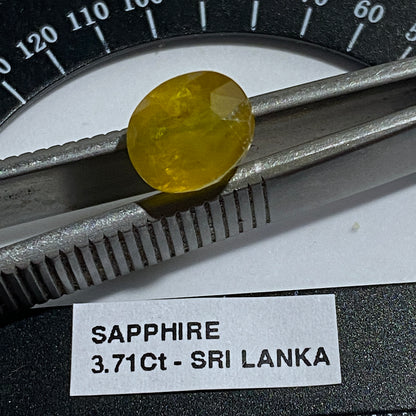 SAPPHIRE CORUNDUM NATURAL GEMSTONE - RATNAPURA, SRI LANKA 3.71Ct MFG5444