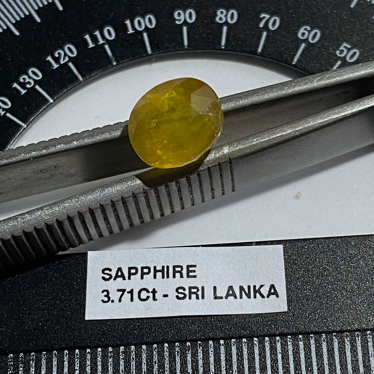 SAPPHIRE CORUNDUM NATURAL GEMSTONE - RATNAPURA, SRI LANKA 3.71Ct MFG5444