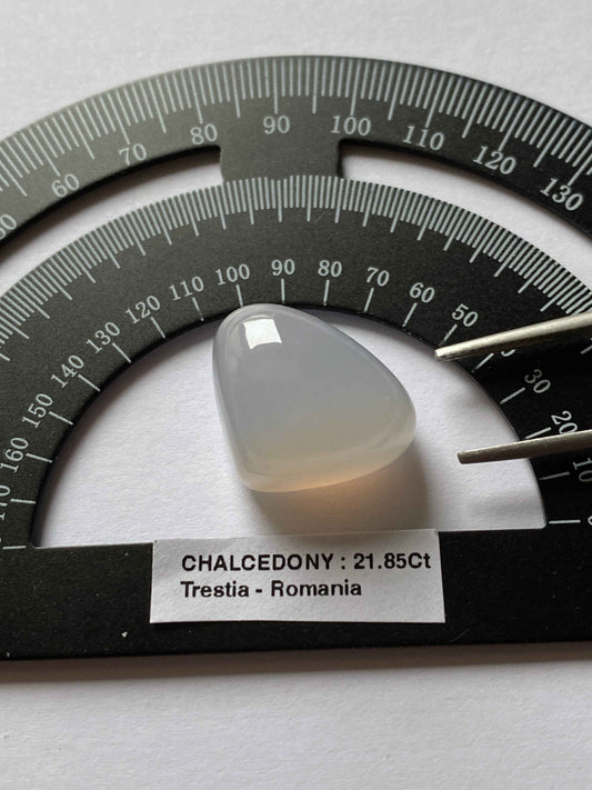 CHALCEDONY QUARTZ NATURAL GEMSTONE : TRESTIA, MARAMURES, ROMANIA 21.85Ct MFG4521